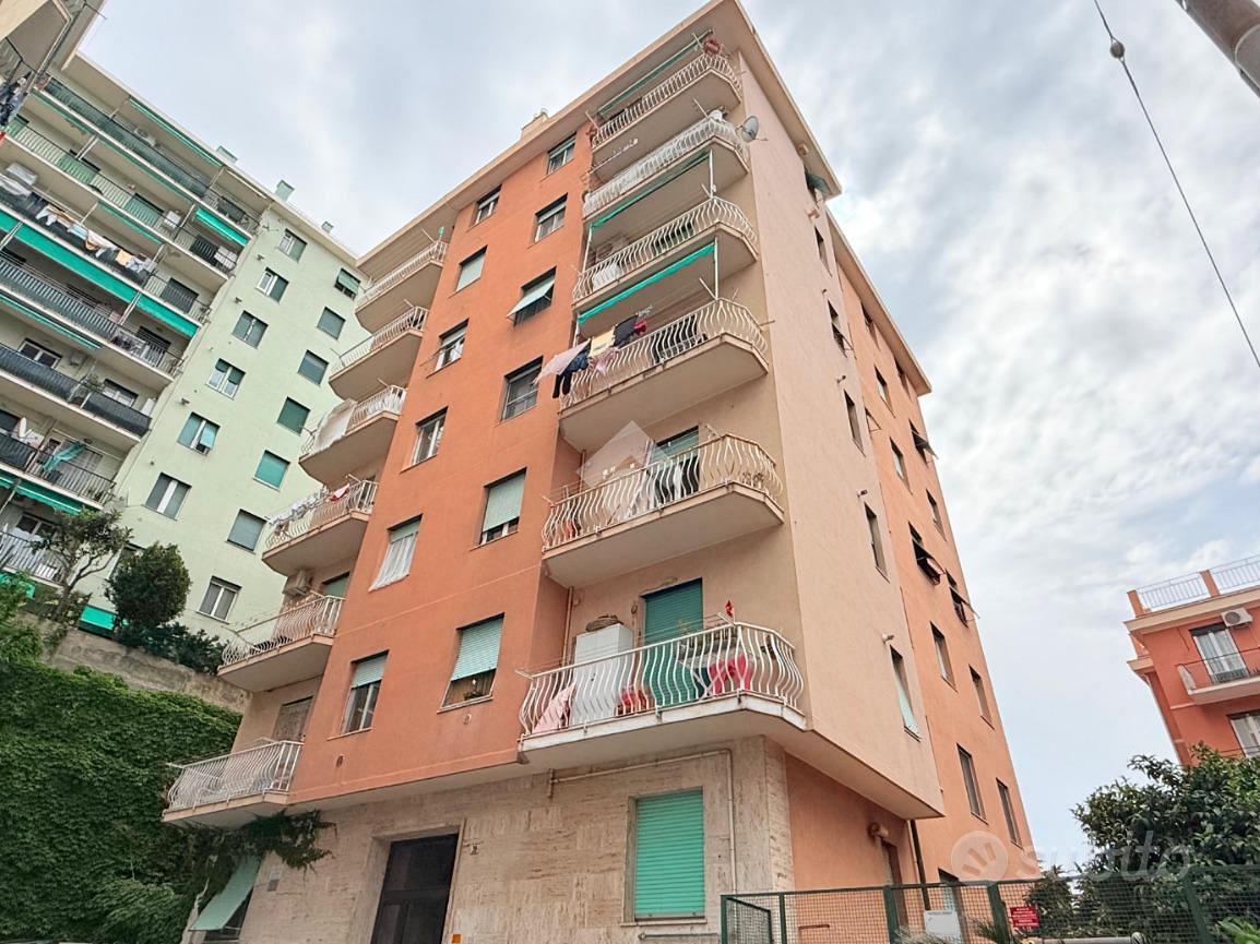5 LOCALI A GENOVA