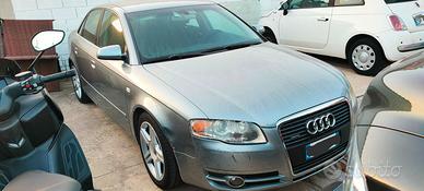 Audi A4 2.0 TFSI quattro Top – Passaggio incluso