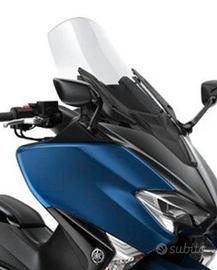 Cupolino alto Yamaha.    T max 530