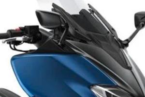 Cupolino alto Yamaha.    T max 530