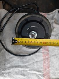 ruota elettrica monopattino 