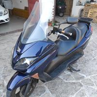 Honda Forza 250
