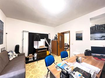 Via kennedy, quadrilocale al piano terra