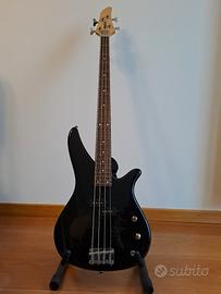 Basso elettrico Yamaha ERB070 + ampli