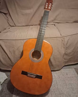 chitarra classica standard