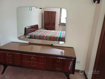 Cassettiera vintage con due comodini anni 50