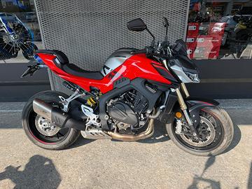Qj Motor SRK 800 naked