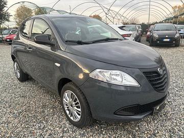 Lancia Ypsilon 0.9 TwinAir 85 CV 5 porte S&S Silve