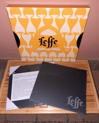 Set di 2 piatti Leffe in ardesia. 