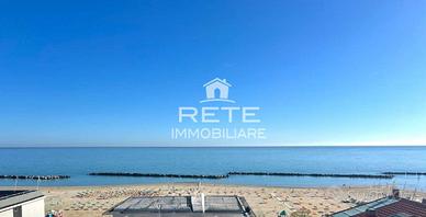 TORRE PEDRERA - ATTICO CON TERRAZZO VISTA MARE