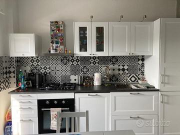 Cucina praticamente nuova