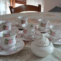 Set 6 tazzine in porcellana Queen's Rosina