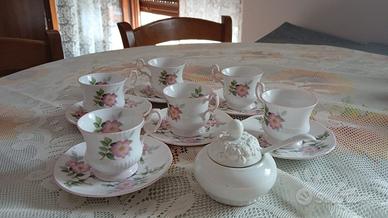 Set 6 tazzine in porcellana Queen's Rosina