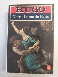 Libro “Notre-Dame de Paris” di Victor Hugo
