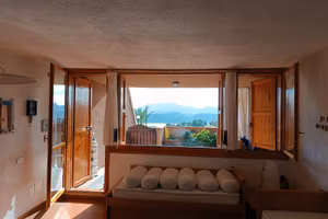 Camera e veranda Cugnana Verde Olbia