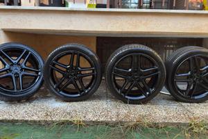 CERCHI ORIGINALI 18 MERCEDES AMG CON GOMME 235 40