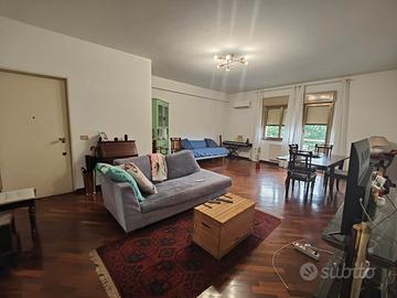 Elegante 5 vani 130 mq. in Via L. Da Vinci Alta