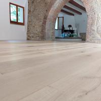 Parquet doga toscana con nodi a Roma