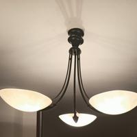 lampadario Venezia ferro battuto e vetro 3 bracci