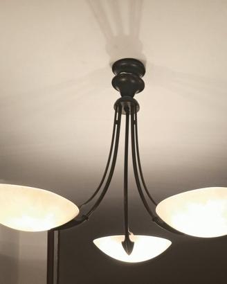 lampadario Venezia ferro battuto e vetro 3 bracci