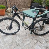 Bicicletta mtb Cannondale