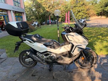 Honda Forza 750 URBAN