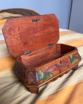 scatola portagioie vintage in legno