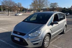 Ford SMax