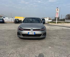 Volkswagen Golf 1.6 TDI 110 CV DSG 5p. Comfortline