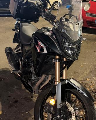 Honda cb500x 2023