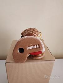 carabiniere Thun con ciaspole prima serue