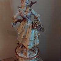 Statua donna con fiori Bassano Ferraro