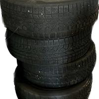 Set di gomme invernali