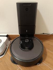 iRobot Roomba i7+ robot aspirapolvere