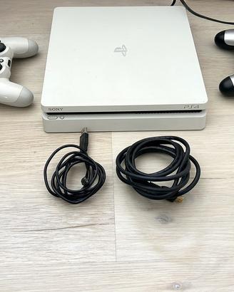 PLAYSTATION 4 SLIM BIANCA + 2 CONTROLLER