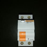 Interruttore DIFFERENZIALE Merlin Gerin