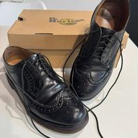 Dr. Martens Brogue 3989 in pelle smooth n°41 nere