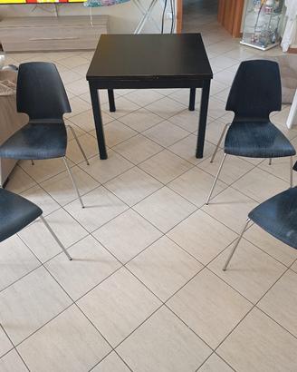 Tavolo allungabile Ikea + 4 sedie usati nero wengè