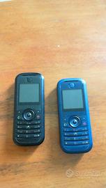 Coppia CELLULARI Motorola funzionanti + batterie