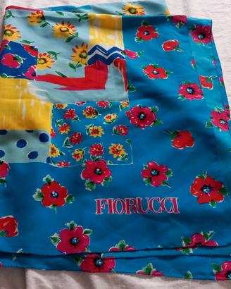 Stola/ pareo/sciarpa Fiorucci.
