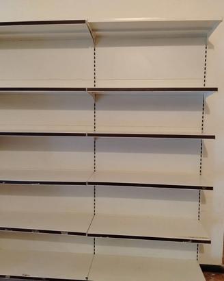 Arredamento attività