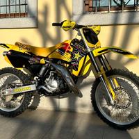 Suzuki rm 125