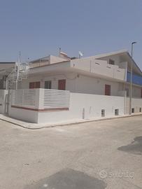 Casa per Vacanza con terrazzo a Casuzze Mare