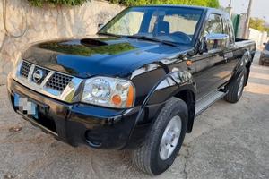 Nissan Navarra 