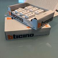 Prese  bticino Matix AM5180 bianche