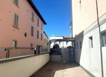 2 LOCALI A BERGAMO