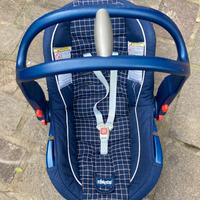 Seggiolino Chicco per auto  primi mesi
