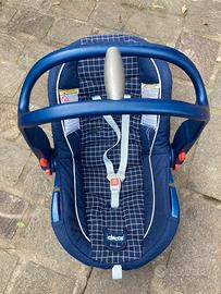 Seggiolino Chicco per auto  primi mesi