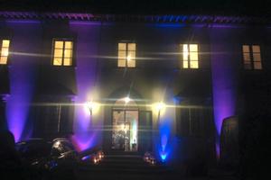 Villa per feste con grande sala e piscina