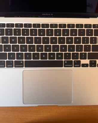 MacBook Air 13” M1 2020 – 8GB RAM – 256GB SSD